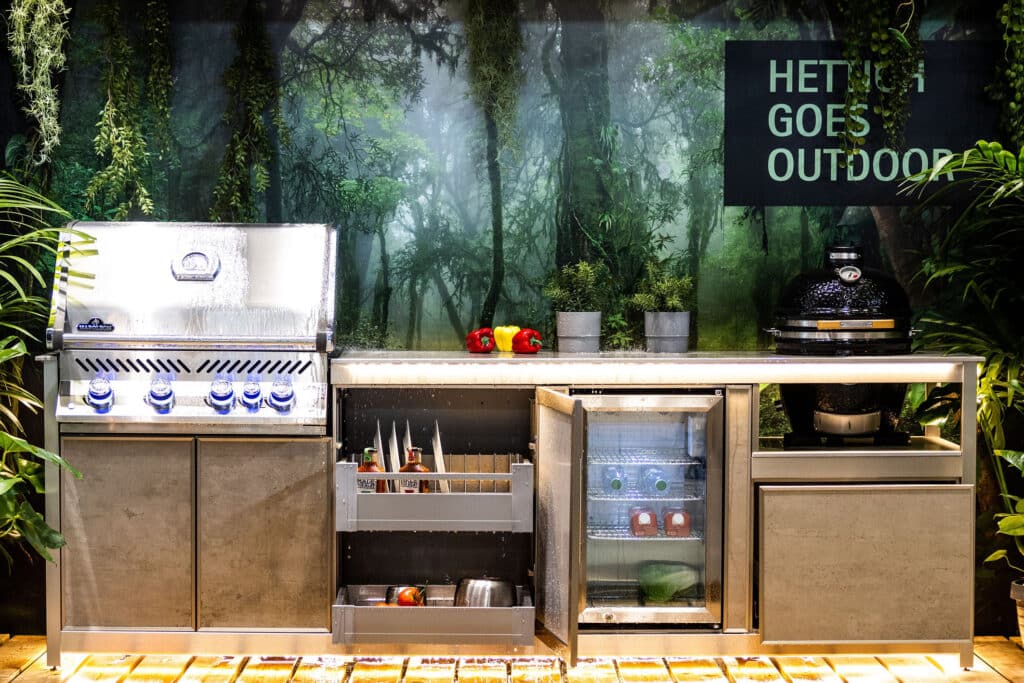 Hettich goes outdoor met weersbestendige oplossingen voor buitenkeukens