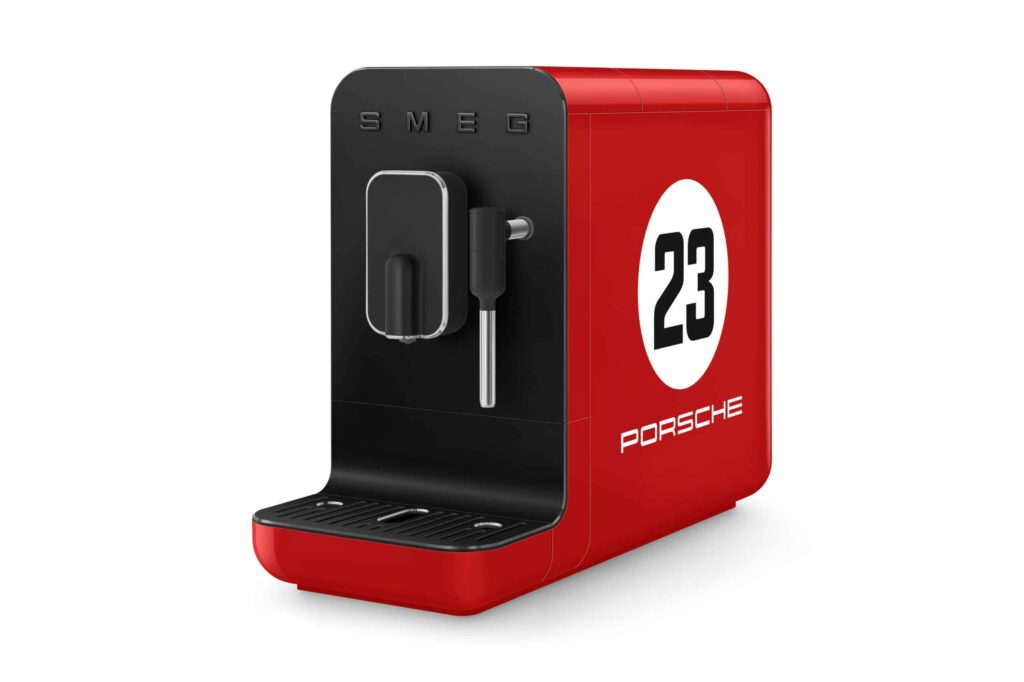 Porsche en SMEG slaan handen ineen enlanceren exclusieve collectie 5