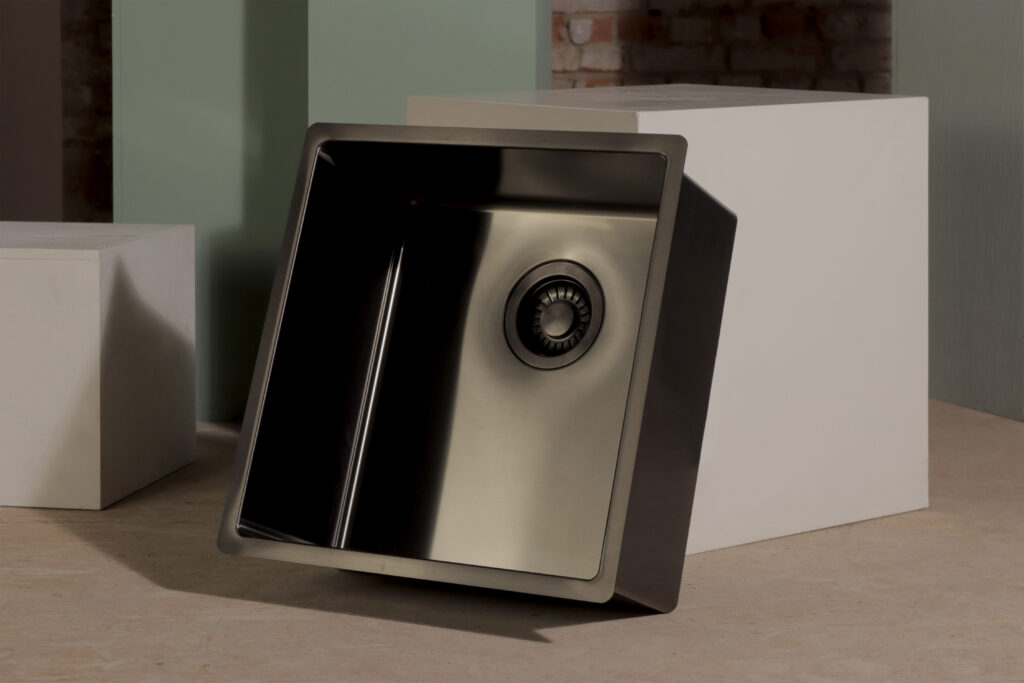 Maak je designkeuken af met de nieuwe Mythos Masterpiece-dampkappen en -inductiekookplaten 9