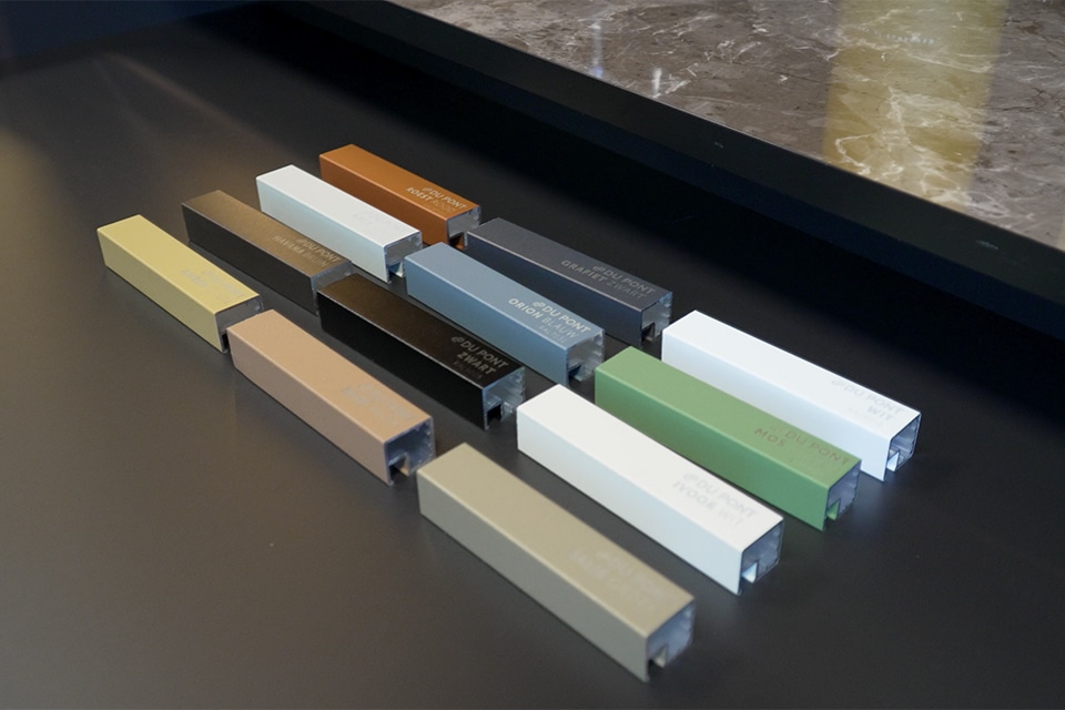 Du Pont opent nieuwe showroom en introduceert negen nieuwe kleuren 3
